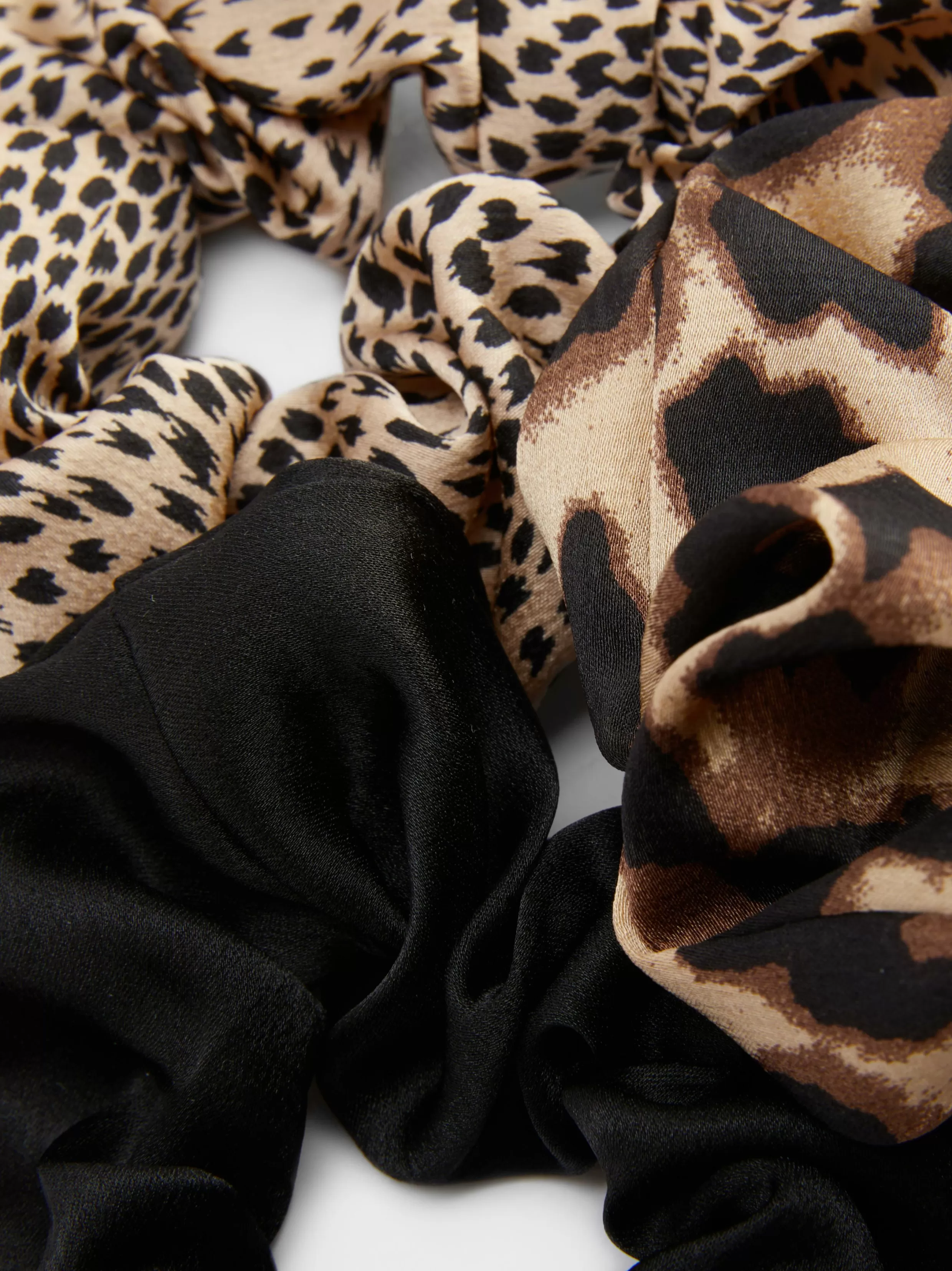 Discount 3-Pack Satin Animal Print Scrunchies Women Hair Accessories