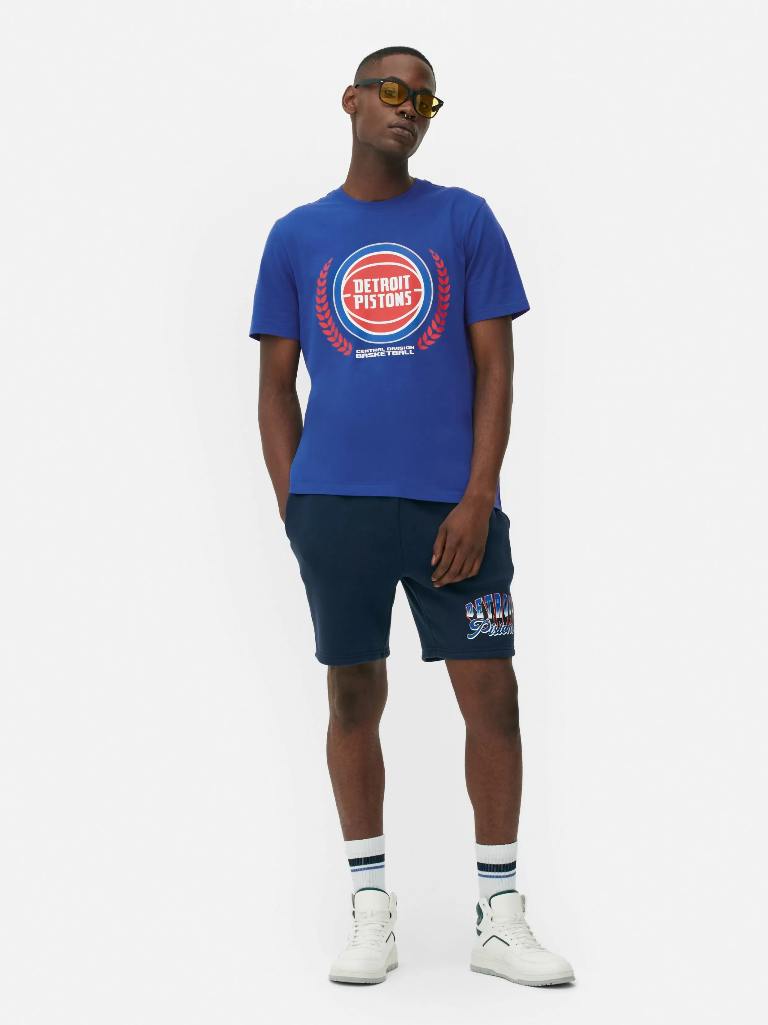 New Detroit Pistons Graphic T-Shirt Graphic Tees And Sweatshirts | Tops And T-Shirts