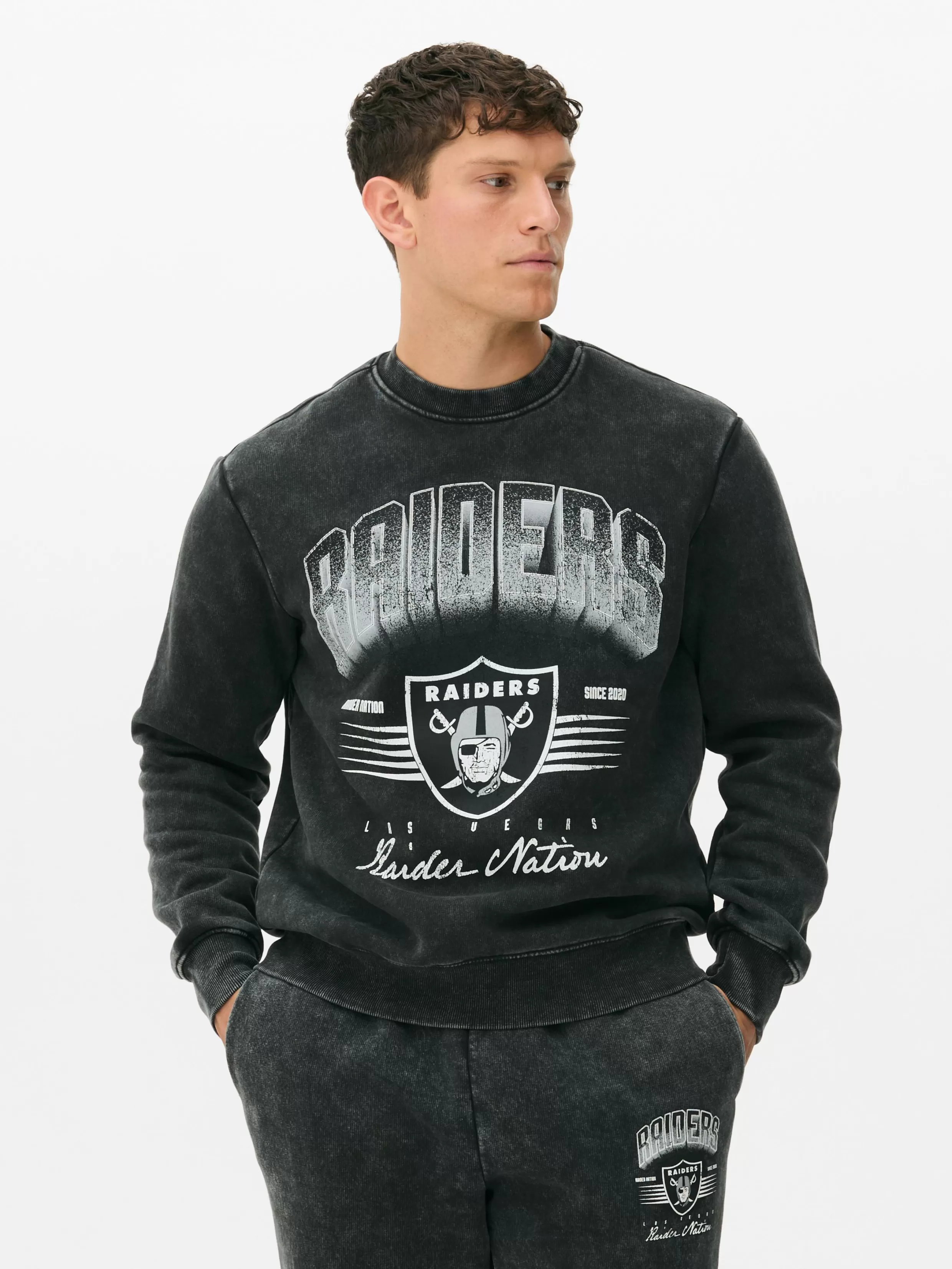 Flash Sale NFL Las Vegas Raiders Sweatshirt Graphic Tees And Sweatshirts | Hoodies And Sweatshirts