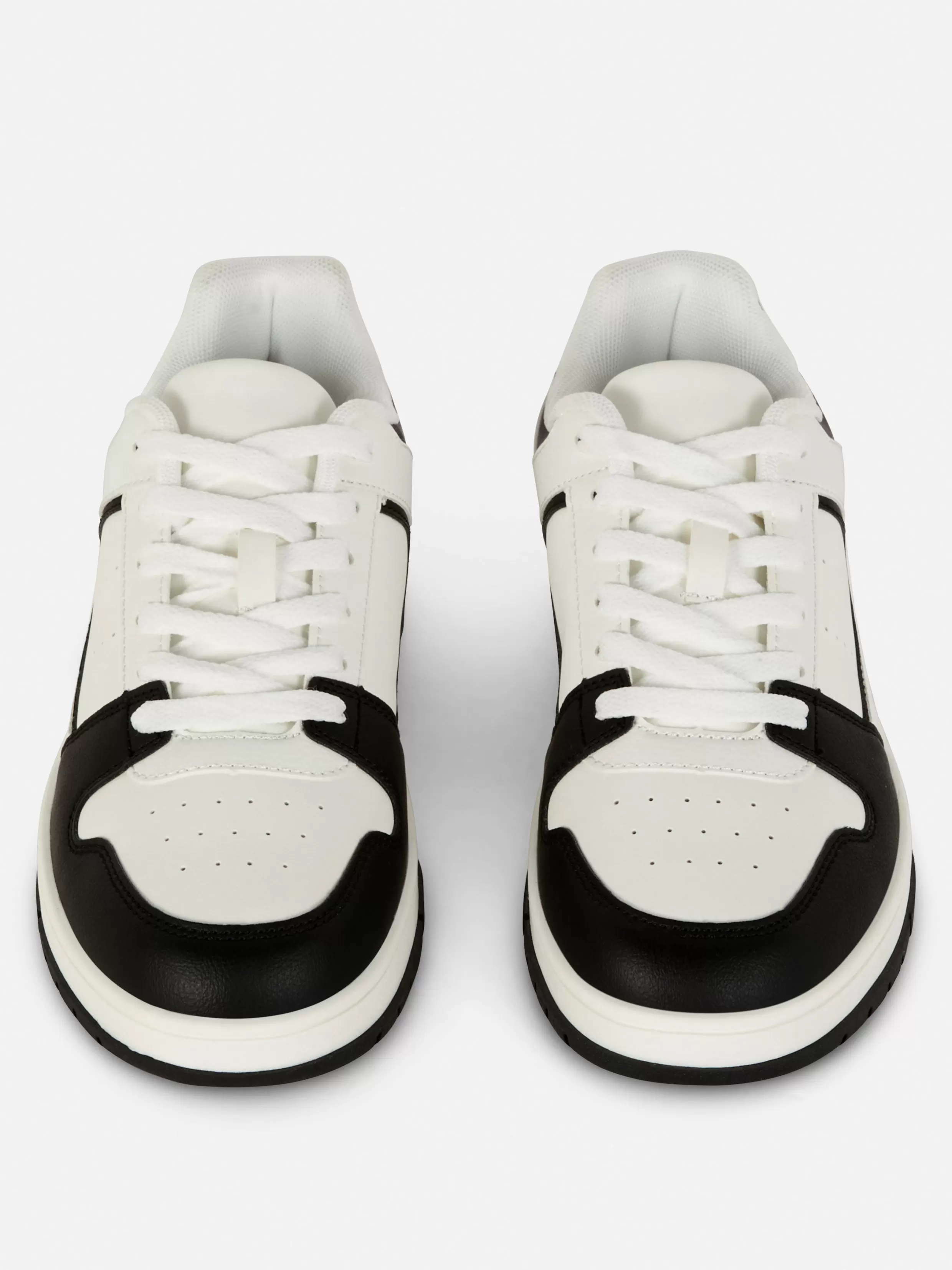 Sale Sporty Paneled Low Tops Women Sneakers