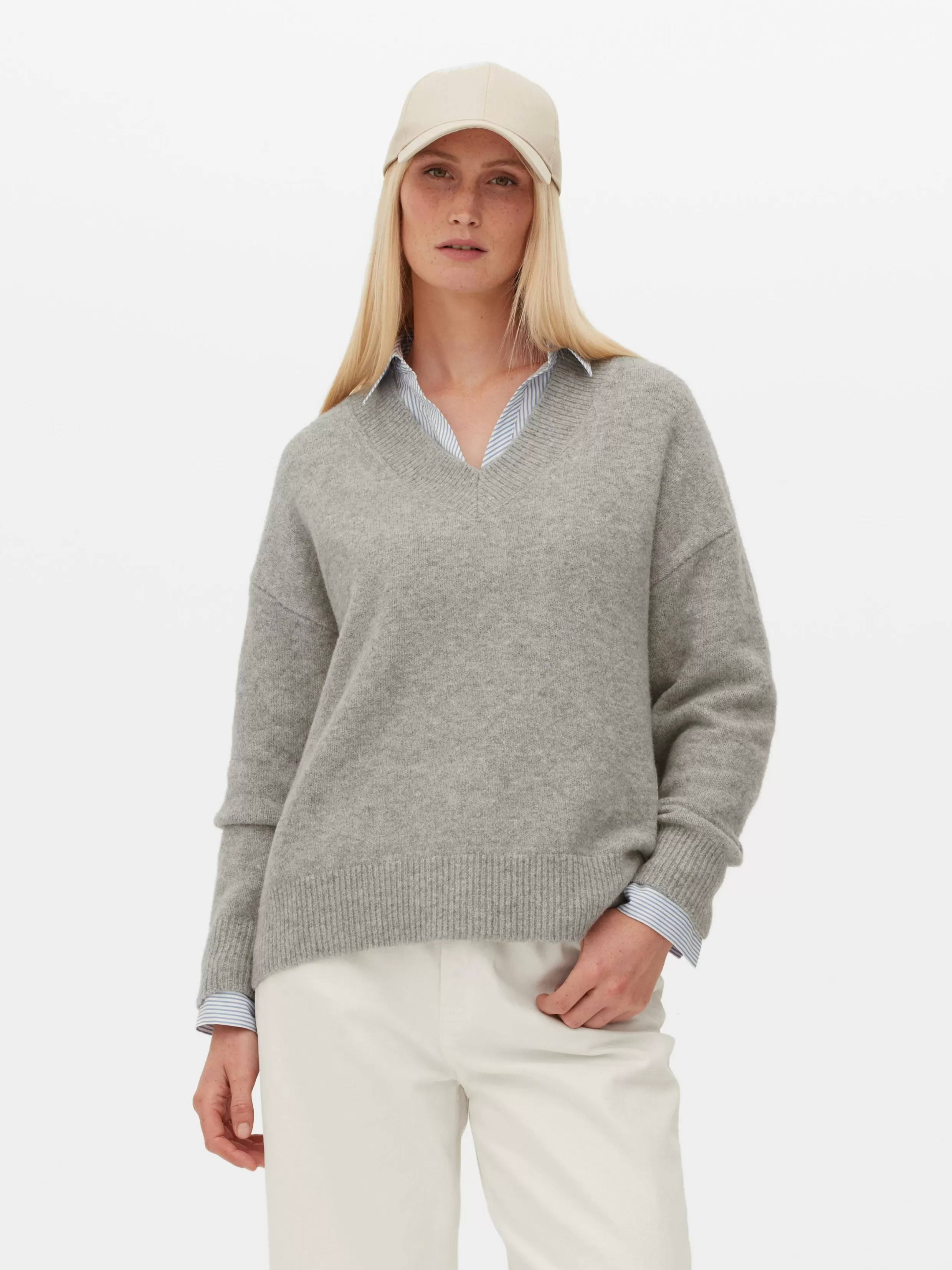 Store V-neck Sweater Women Sweaters And Cardigans