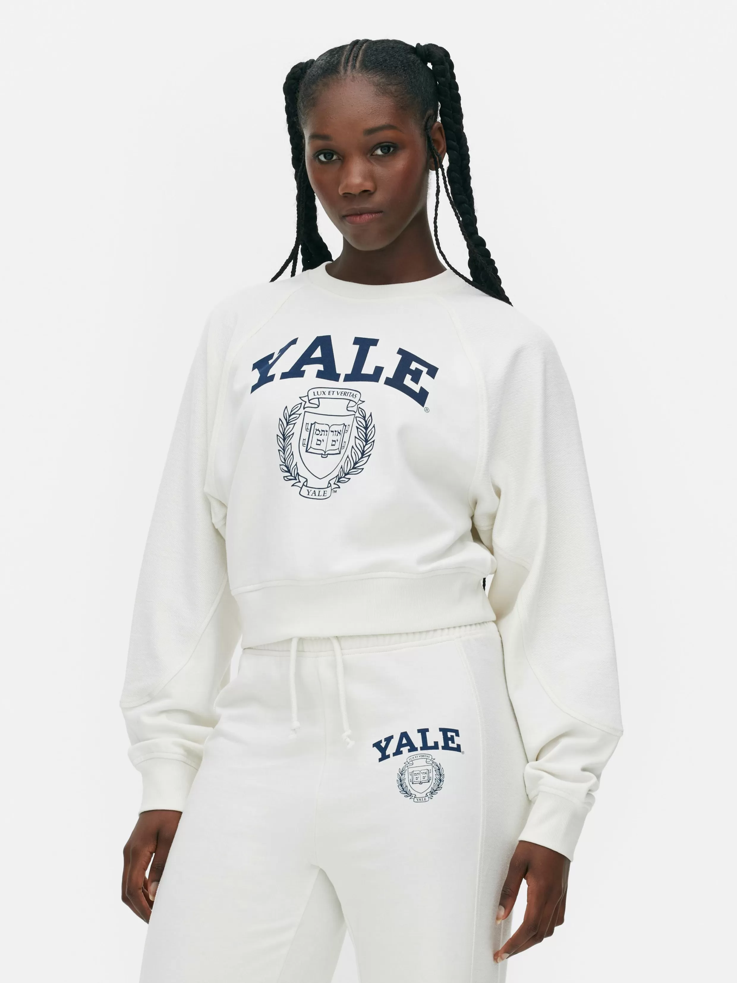 Sale Yale Graphic Boxy Sweatshirt Women Graphic Tees And Sweatshirts | Hoodies And Sweatshirts